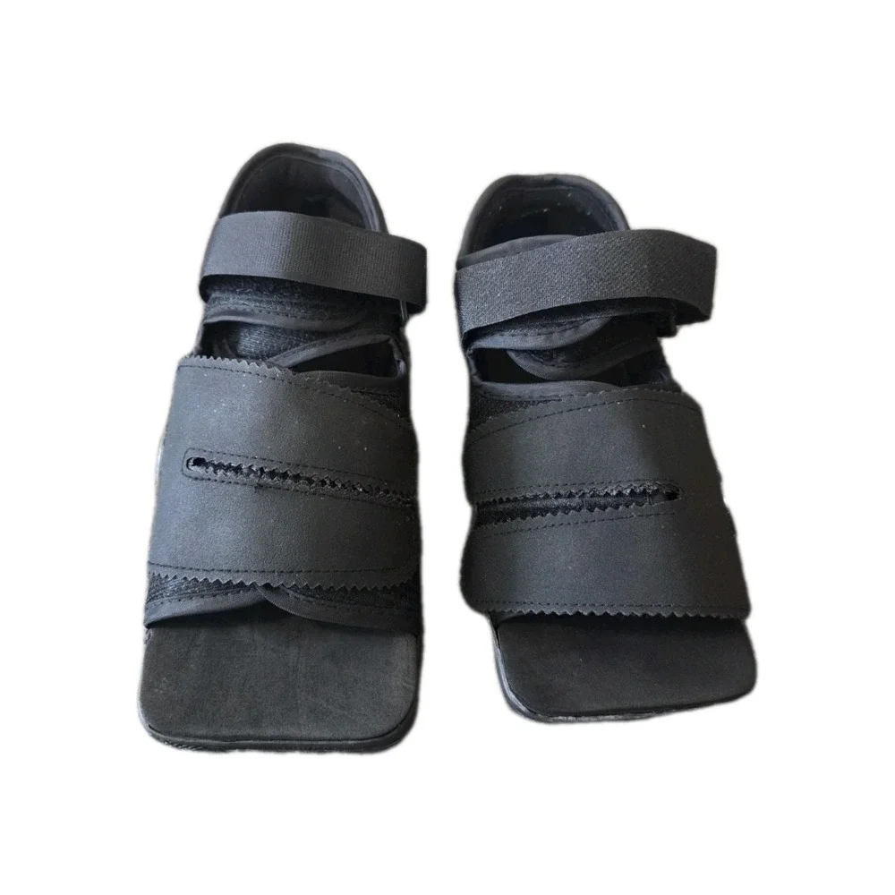 DARCO Post Op Surgical Shoe Size 7‎ Adjustable Medical Recovery Boot